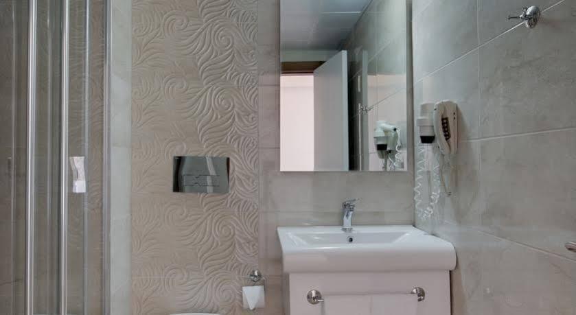 Comfort Ada Class Hotel クシャダス エクステリア 写真